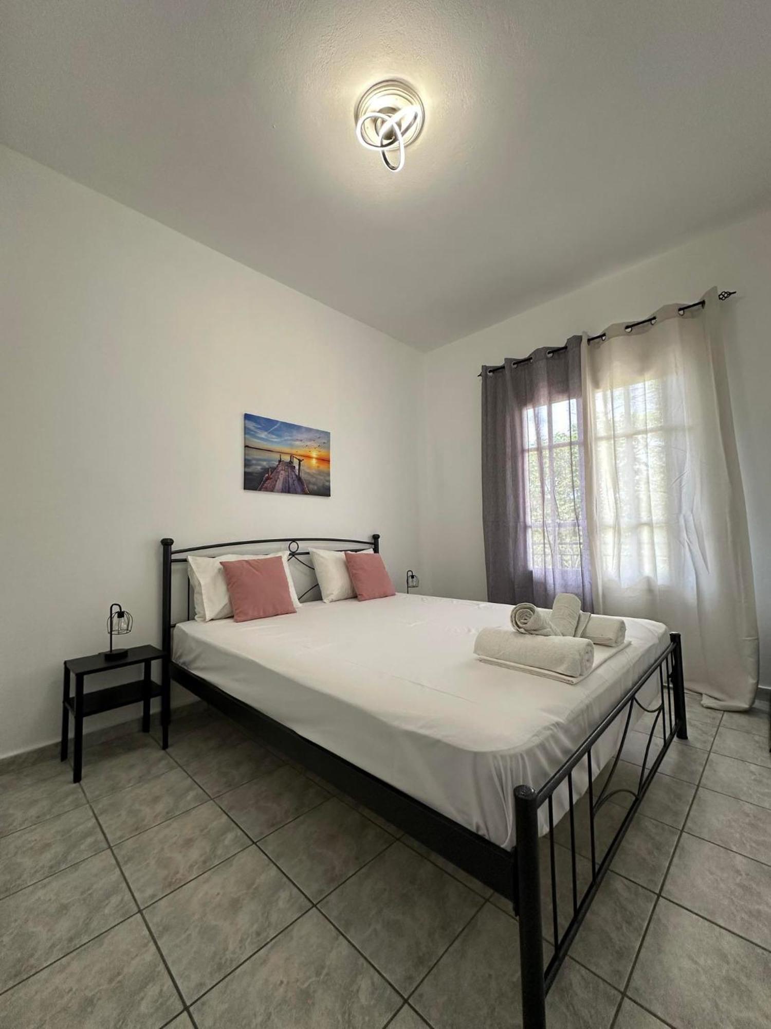 Ionian Luxury Apartments Perama  Exterior foto